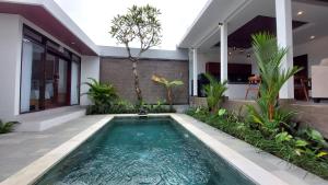 Chic 2BR Cozy & Private Pool at Bareng Villa