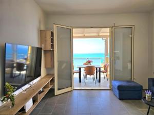 Hill Apartment with Sea View in Durres 061
