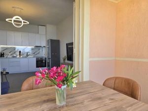 Hill Apartment with Sea View in Durres 061