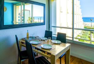 Les pieds dans le sable