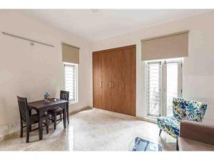BluO 1BHK Koramangala - Kitchen, Lift, Parking
