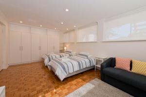 Bay Sunsets - Glenelg - Beachfront - Large -Views