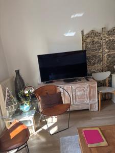 Cannes centre avec parking et jardin