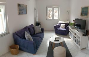 Sunny Family Apartment