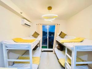 329 Elegant Studio Unit good for 4 person