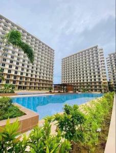 329 Elegant Studio Unit good for 4 person