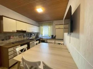 SAD241 Große Monteurwohnung Übergangswohnung - 施万多夫