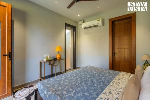 StayVista at Palash Van with Bonfire, Pool, Wi-Fi