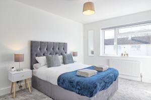 3 Bed, Sleeps 6, Wifi, Free Private Parking