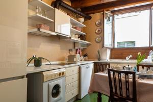 Verona Romantic Apartment with Breathtaking Views!