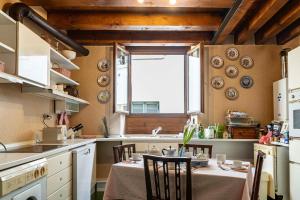 Verona Romantic Apartment with Breathtaking Views!