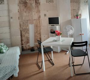 Studio Romarin au pied des Arènes