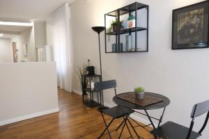 Case VR Holiday - Opera City Apartment