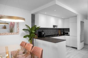 Beachfront duplex with seaview