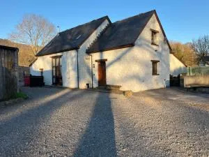 Maes Y Berllan Barn - Pont Newydd