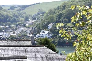 Beautiful 2 Bed Cottage in heart of Newton Ferrers