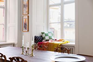 Large 2BR in Central Gamla Stan