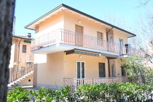 CN002 - Cesenatico, bilocale con terrazzo e posto auto