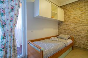 Flexible SelfCheckIns 91 - Zagreb - Parking - Loggia - 2 Bedrooms