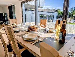 Villa Ty Koad Piscine Intérieure 28C Plage et GR34 à 50m