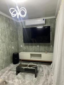 Casa luxo para cop 30 próximo ao HANGAR