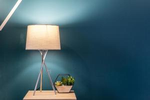 Beautiful Contractors Apartment, Parking, Wifi, Huge Savings