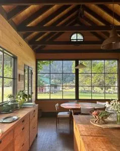 Blue Hills Luxury Farm Stay - Tilba Tilba