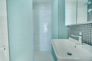 Resitour - Karina Heights Villas