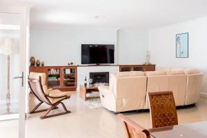 Caltowie - Goodwood, City, Cafe, Family