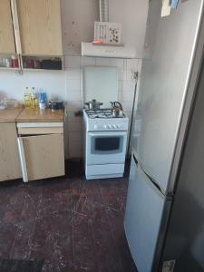 White house Warsaw Okęcie Cyprysowa 11