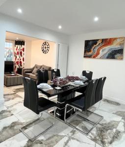 Luxury and spacious 3 bedroom home in Southampton
