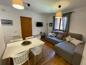 ACOGEDOR PISO EN SORT CON PISCINA - Pujal