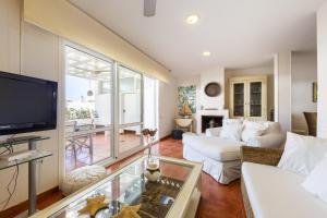 AlmeriaSuite Oliveros Roquetas