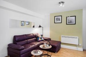 Apt 3, Soho Apartments 2nd & 3rd floors by Indigo Flats