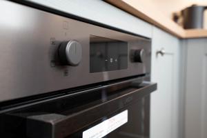 Church Road Retreats - Coral Cottage