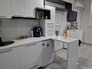 M and M Apartment