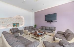 Villa Old School House