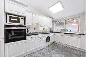 Kosher House - Hendon - London