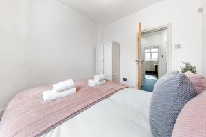 Kosher House - Hendon - London