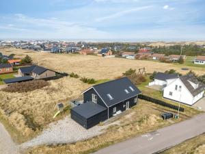Pool House With Activity Room, Built In 2020, With A View Of The North Sea