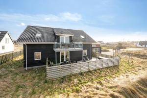 Pool House With Activity Room, Built In 2020, With A View Of The North Sea