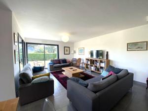 Superbe villa avec WIFI et grand jardin à 300m de la plage à lIle Grande, proche Club Nautique - FR-1-368-129