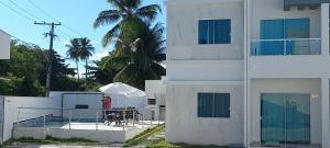 APTO 02 SUITES SOL de TAPERAPUAN 50 M PRAIA E BARRACA GAUCHO