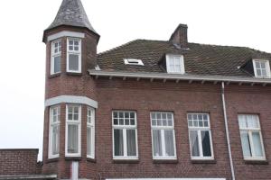 Spacious Tower Appartement Centre Sittard