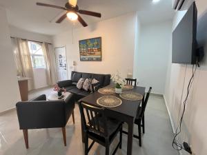Cozy Condo - 4 min to the Beach