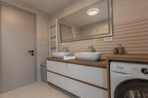 Villa Brje with Seasonal Pool 