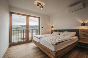 Villa Brje with Seasonal Pool 