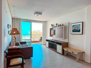 Vista Mar Deslumbrante! Apê na Areia confortável e espaçoso no Porto das Dunas, Ideal para Famílias