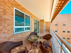 Porto das Dunas Apê na Areia com Banheira Relaxante e acesso direto para a praia! Ideal para Famílias, Lazer e Conforto