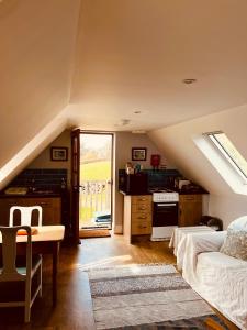 Barn Flat overlooking beautiful Dorset vale